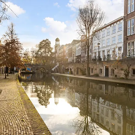 4P Unique Canal Apartment A Location In Utrecht Exterior photo