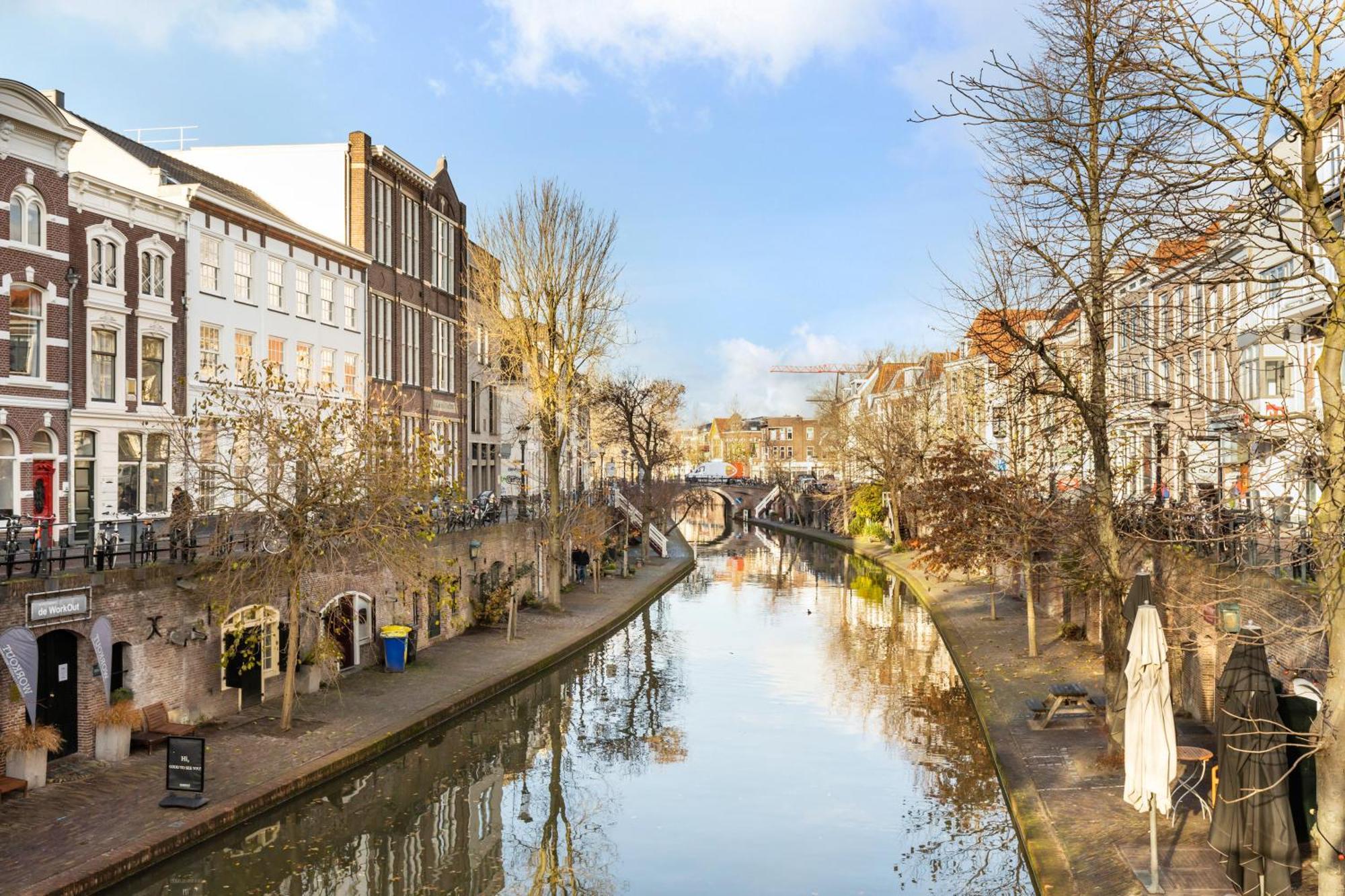 4p Unique Canal A Location In Vakantiehuis *