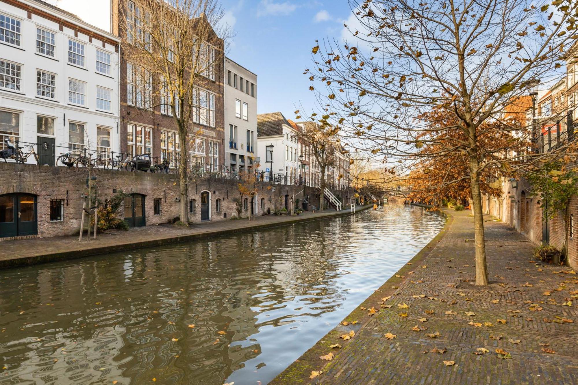 Vakantiehuis 4p Unique Canal A Location In